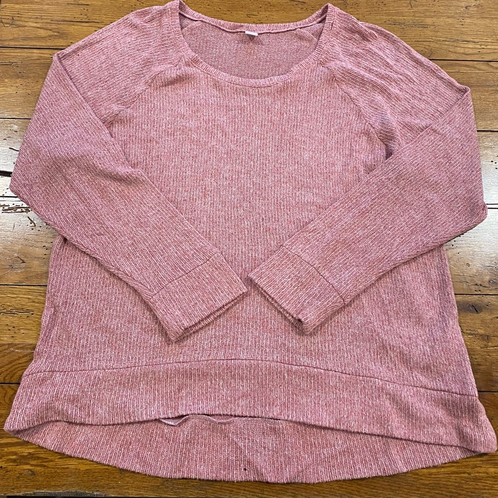 Long sleeve lightweight sweater